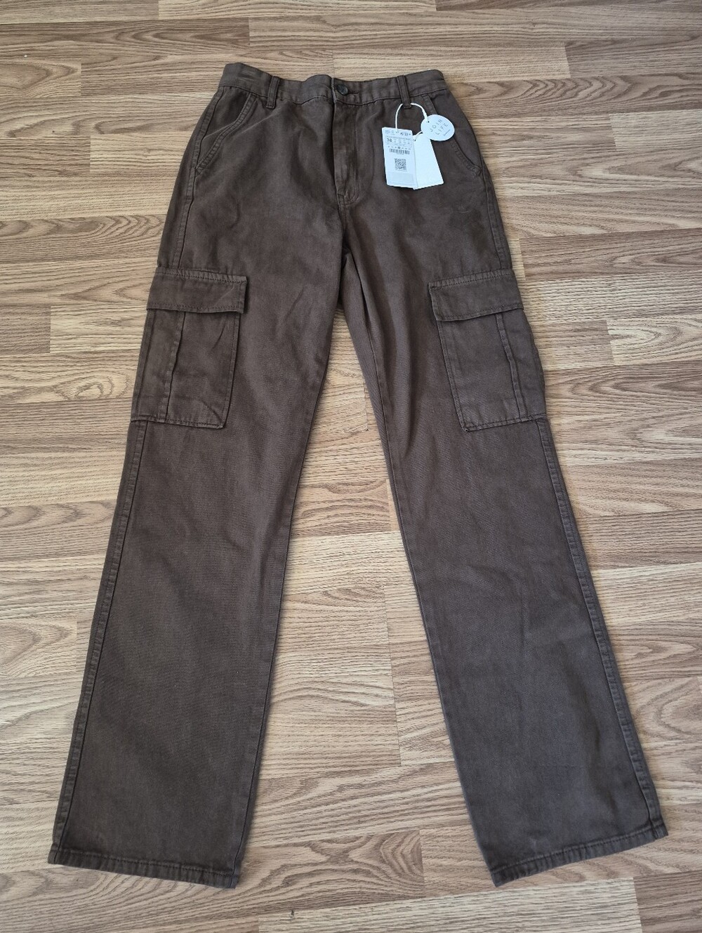STR Stradivarius Women's Brown Cargo Pants Size 6 Brand new